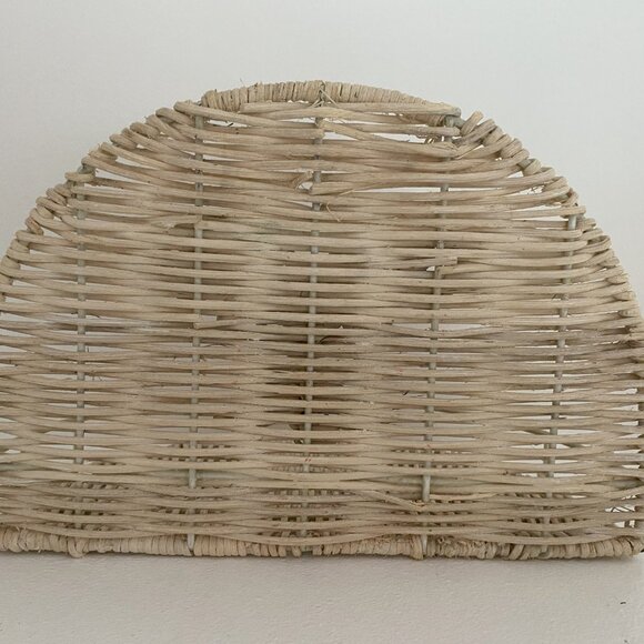 Bathroom Wicker Basket Shelf With 3-D Rose Design - Picture 7 of 9